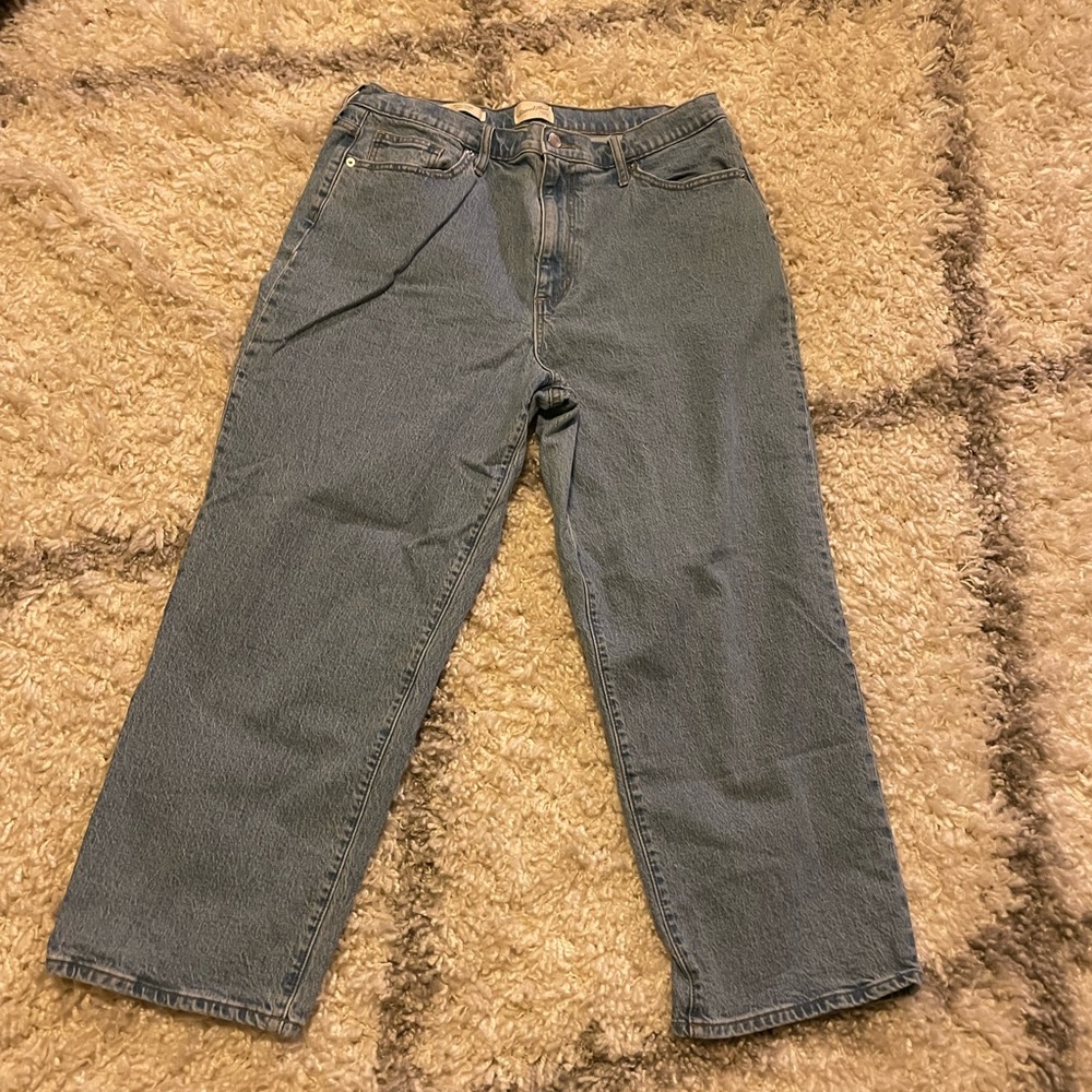 Universal Thread Vintage Stretch Straight Leg Jeans